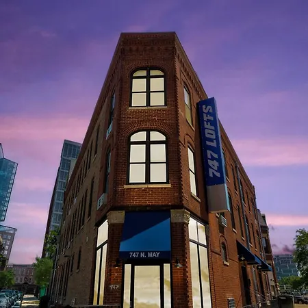 747 Lofts By Redawning - River West, Third Floor Chicago