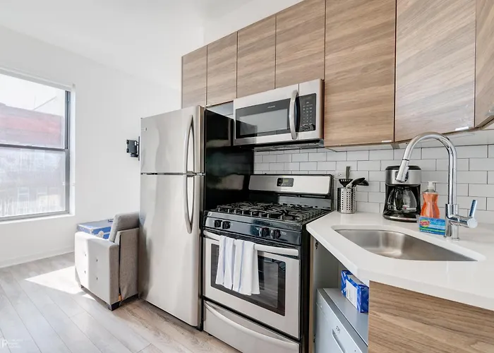 747 Lofts By Redawning - River West, Third Floor
