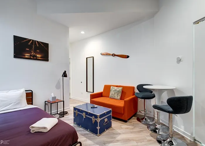 747 Lofts By Redawning - River West, Third Floor Hotel Chicago