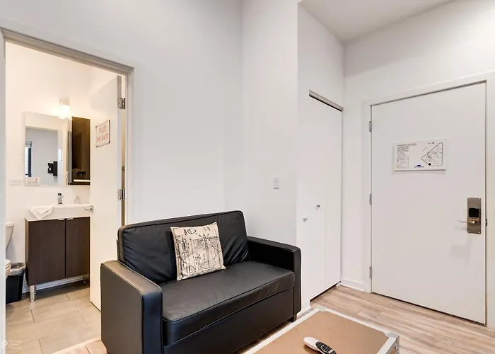 747 Lofts By Redawning - River West, Third Floor *