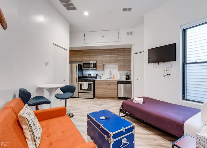 Hotel 747 Lofts By Redawning - River West, Third Floor *